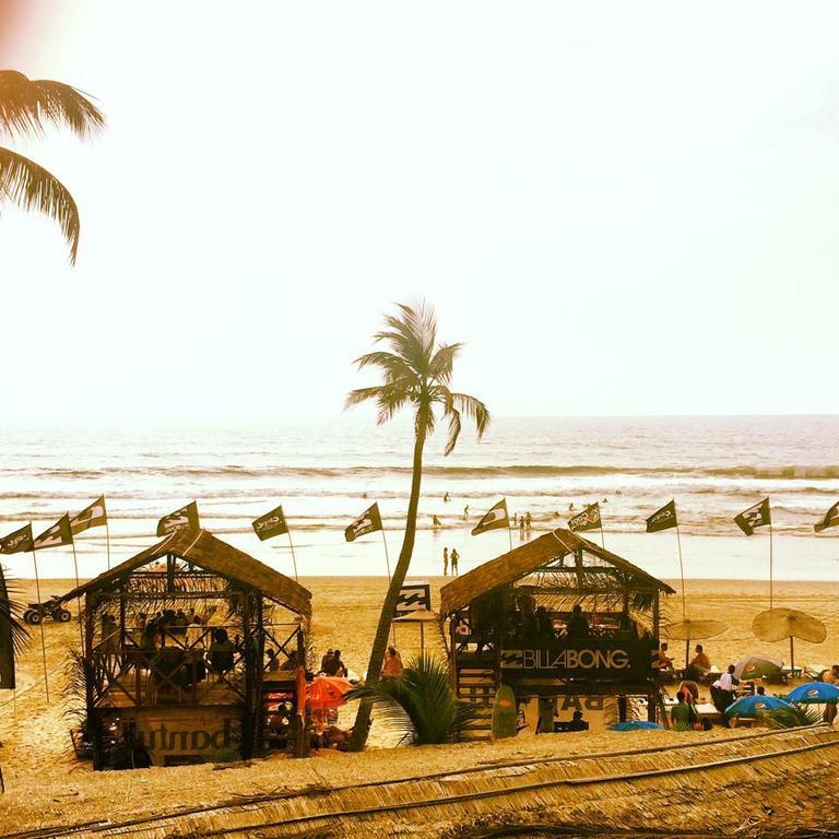 Kame Surf Camp Hotel Assinie Buitenkant foto